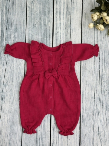 Купить оптом 337-Ф. Комбинезон с бантом для девочки из муслина, хлопок 100%, размеры 56,62,68, фуксия в Чебоксарах